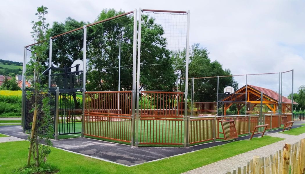 Structure multisport en inox